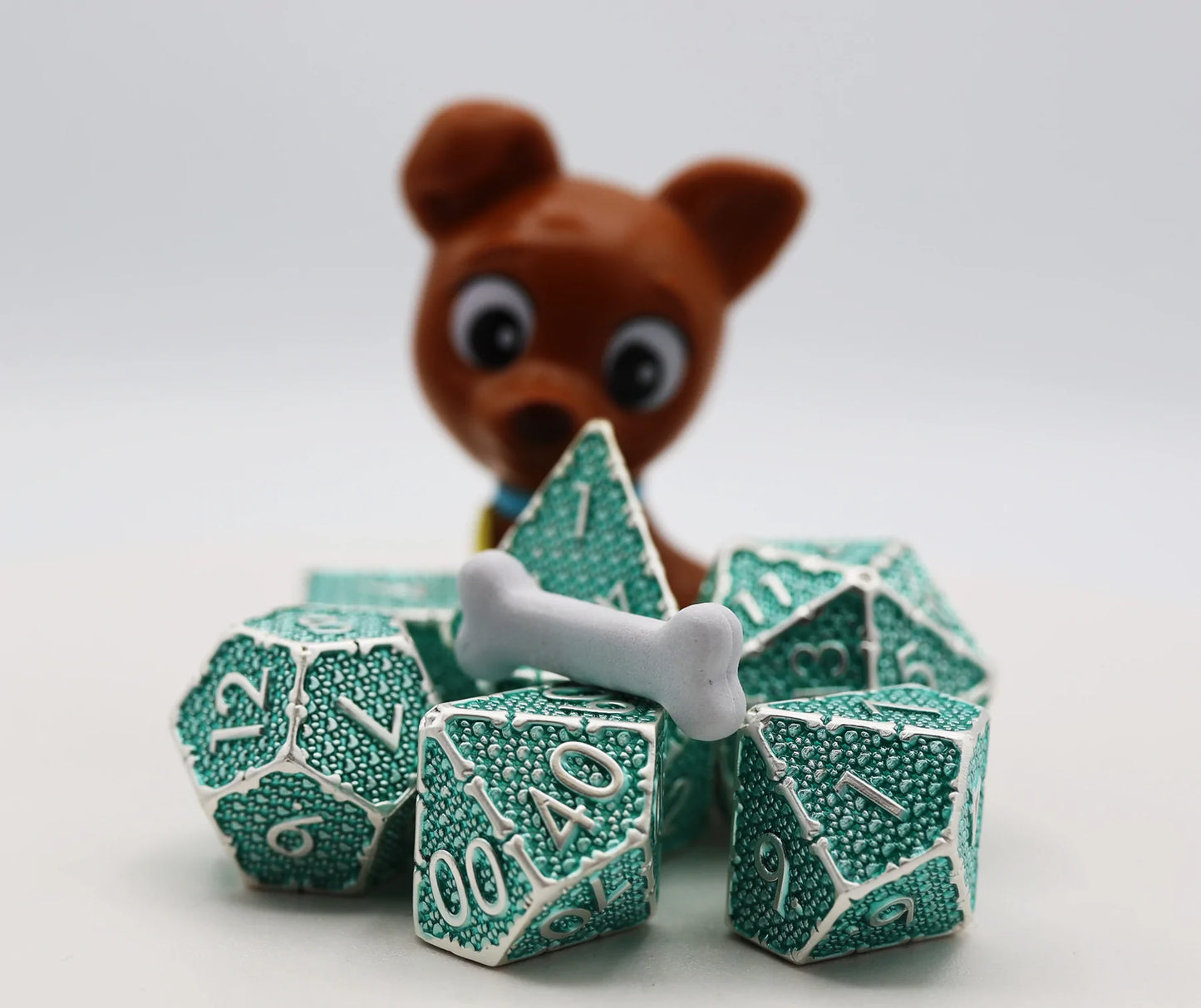 Foam Brain Games: Grassy Paw Prints Metal RPG Dice Set