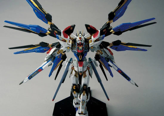 Bandai Hobby - Gundam Seed Destiny - Strike Freedom Gundam, Bandai Spirits MGEX 1/100 Model Kit