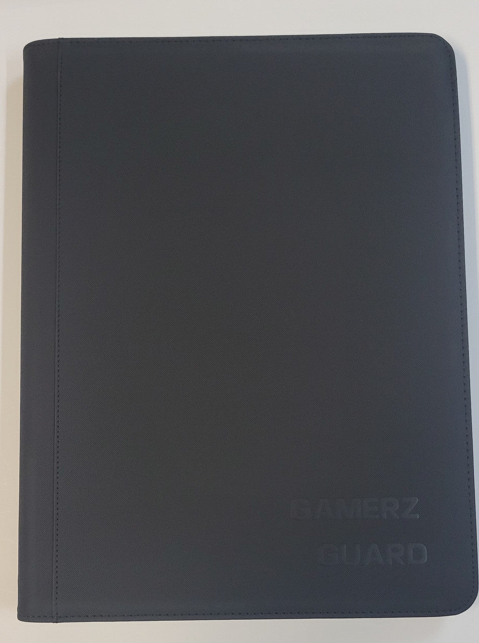 Black 16-Pocket Zipper Binder